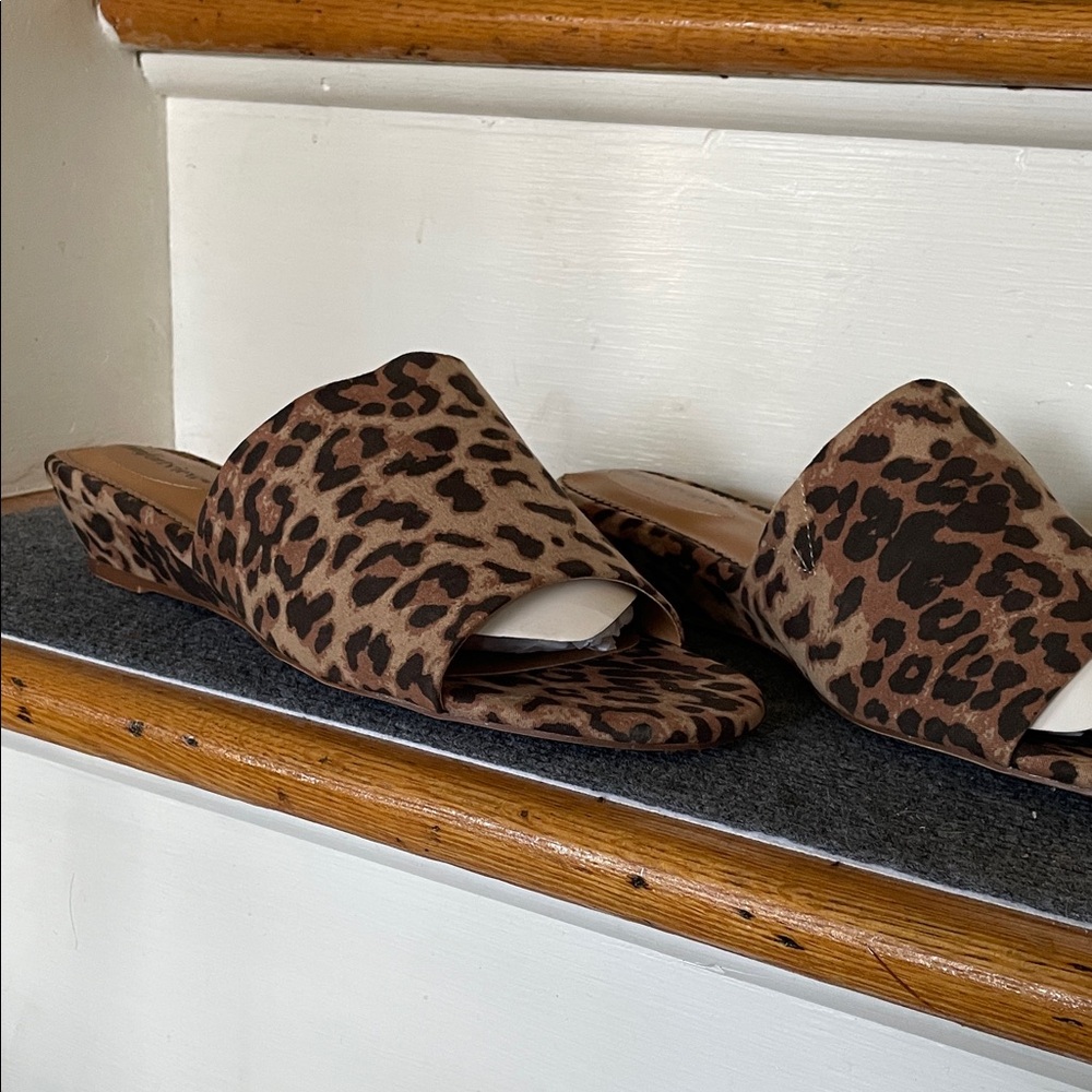 Comfortview Leopard Print Mules